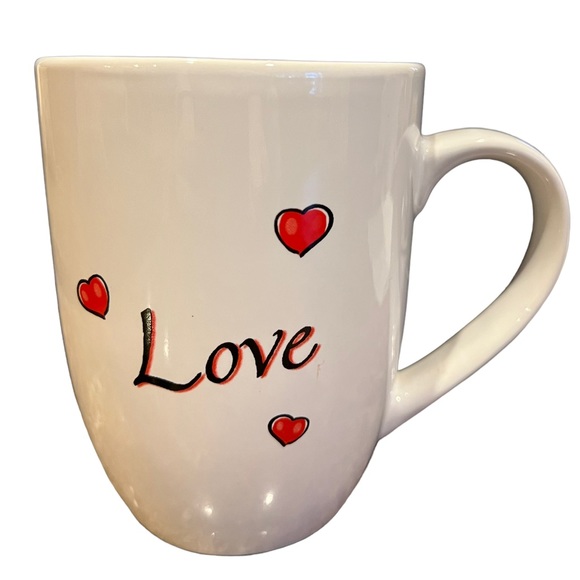 Love Mug Red Hearts surround word Love 16oz Microwave Dishwasher Safe NWT - Picture 1 of 5